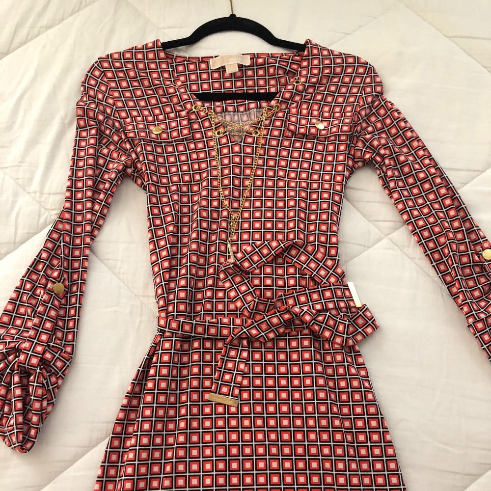 Michael Kors Roll-Tab-Sleeve Chain Dress